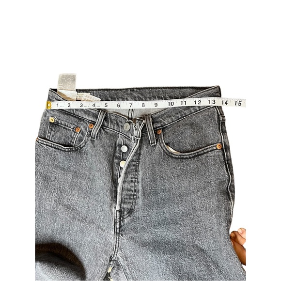 Levi’s 501 gray wash jeans size 28 - Picture 11 of 12